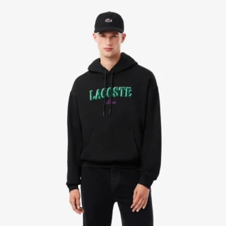 Heren hoodie met losse pasvorm en borduursel