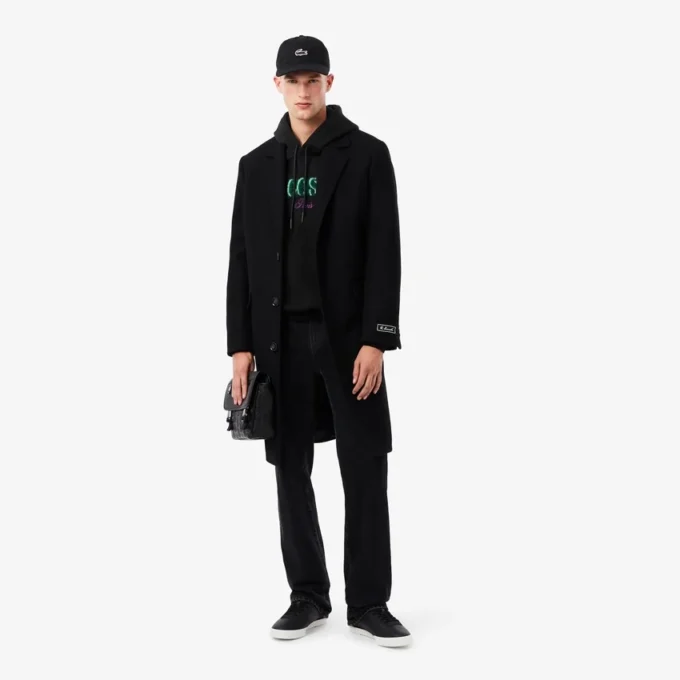 Heren hoodie met losse pasvorm en borduursel