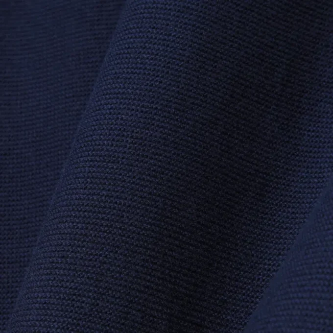 Klassiek getailleerd gebreid poloshirt