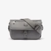Kleine leren tas met klep en monogram