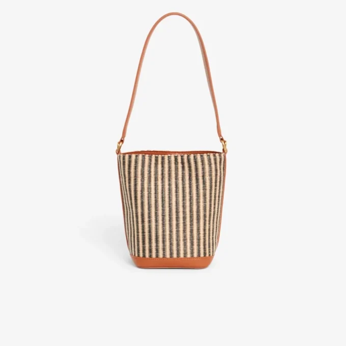 Kleine zomerse raffia bucket bag