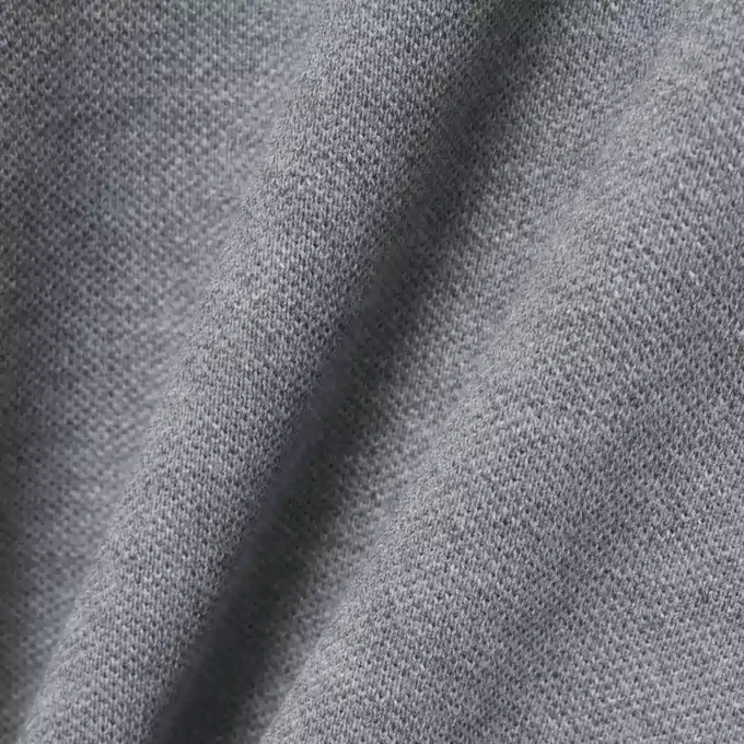 L.12.12 Piqué-polo voor heren met slanke pasvorm