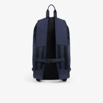 Play in Lacoste-rugzak