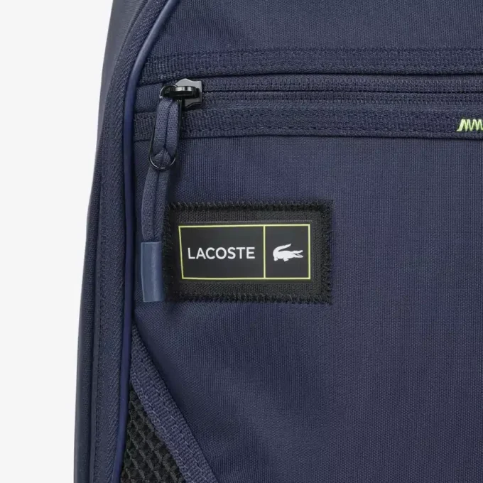 Play in Lacoste-rugzak