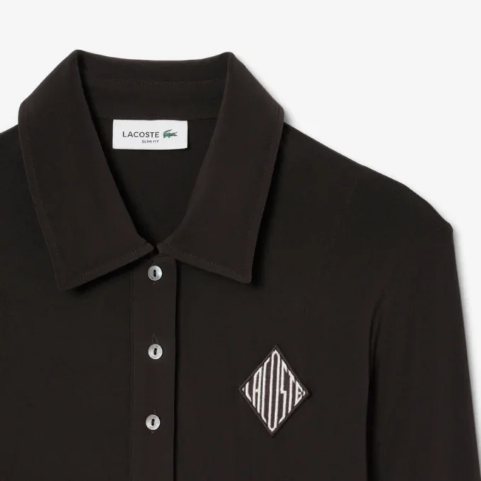 Polo-jurk met geborduurd embleem en slanke pasvorm