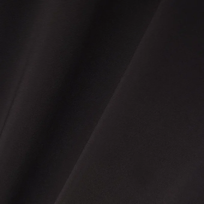Polo-jurk met geborduurd embleem en slanke pasvorm