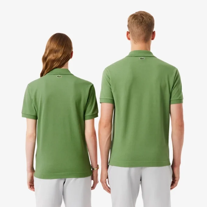 Polo met klassieke pasvorm en reliëflogo