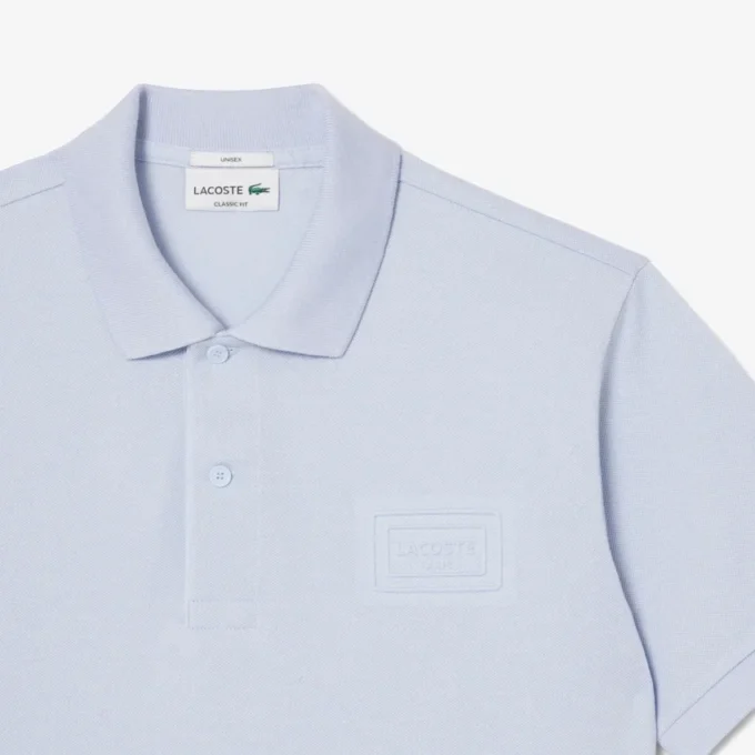 Polo met klassieke pasvorm en reliëflogo