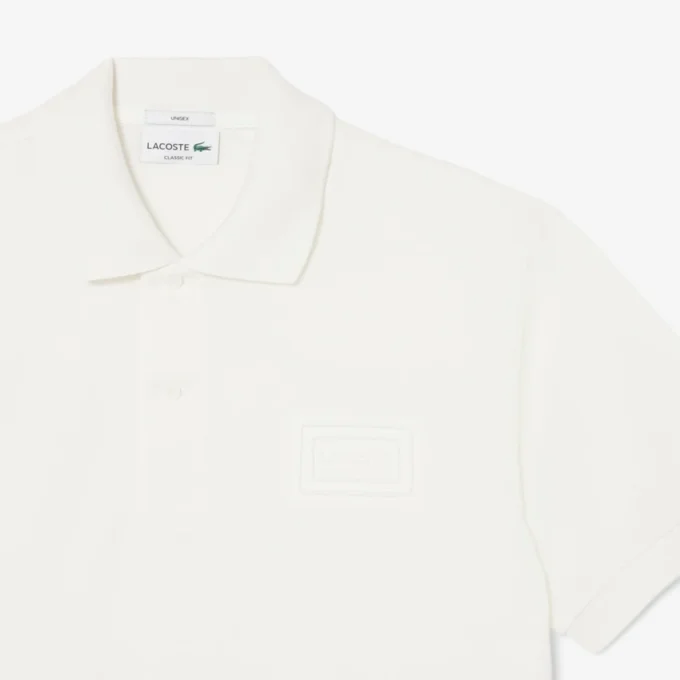 Polo met klassieke pasvorm en reliëflogo