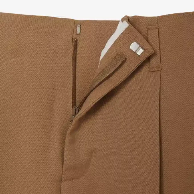 Runway breedvallende, getailleerde wollen broek