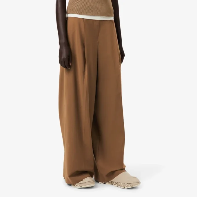 Runway-broek met wijde pasvorm van wolmix The Blend