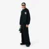 Runway-hoodie met badge-accent
