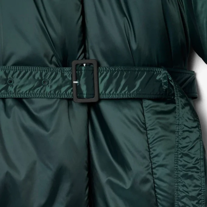 Runway lang iriserend jasje met pofmouwen
