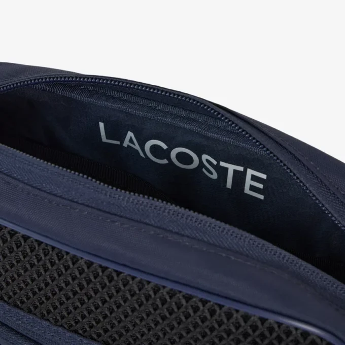 Speel in de Lacoste Reporter-tas