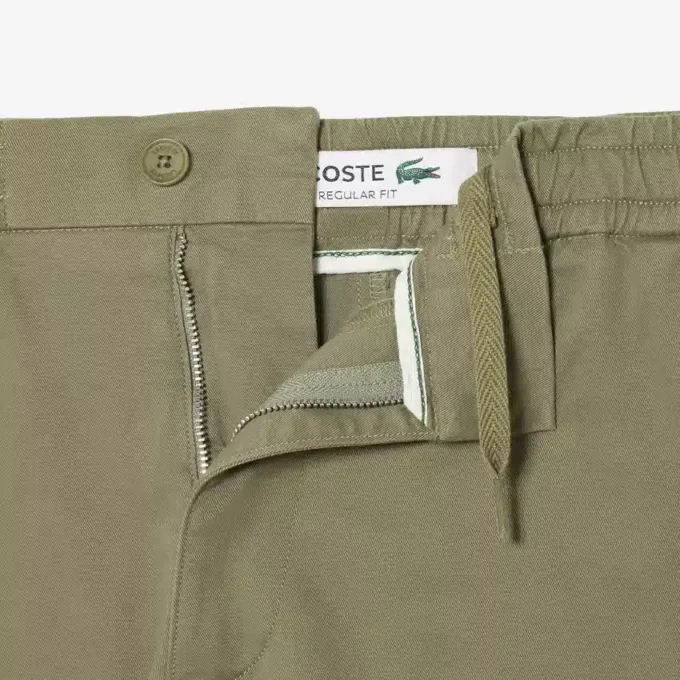 Stretch katoenen short met normale pasvorm