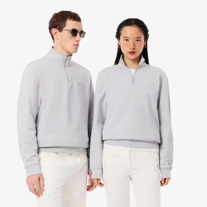 Sweatshirt met hoge kraag, reliëfprint en ritssluiting