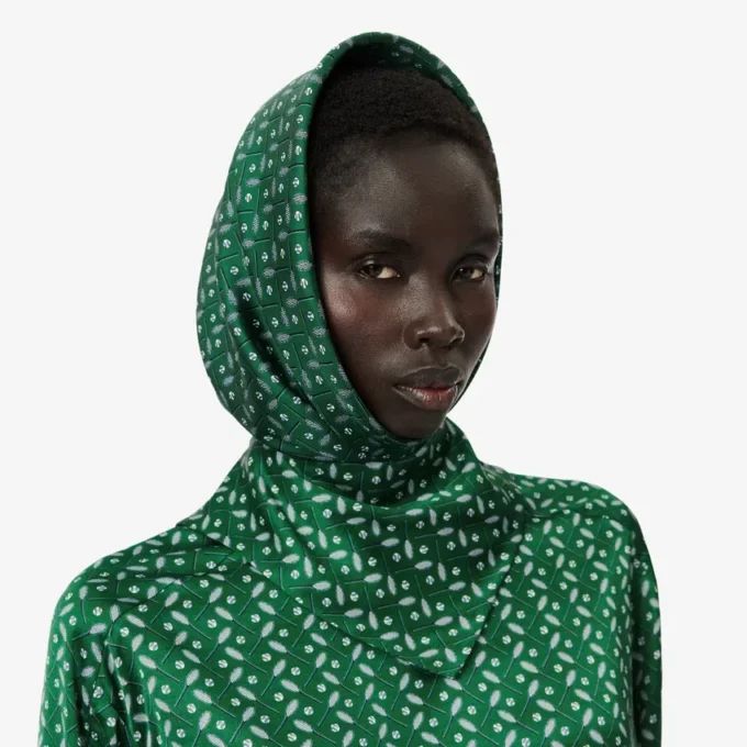Zijden vierkante sjaal met catwalkprint