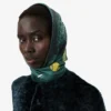 Zijden vierkante sjaal met catwalkprint